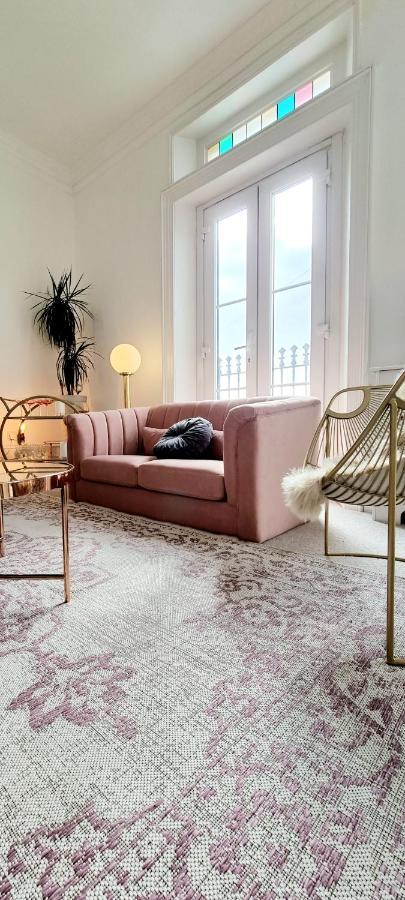 Elegant 5 Bed 4 Bath 'Vogue House' Parisian Style Home Margate Buitenkant foto